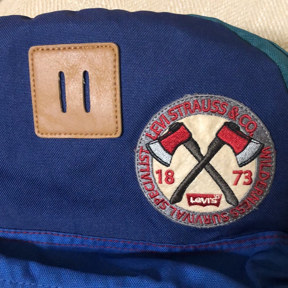 Levi’s Backpack - Picture 4 of 10